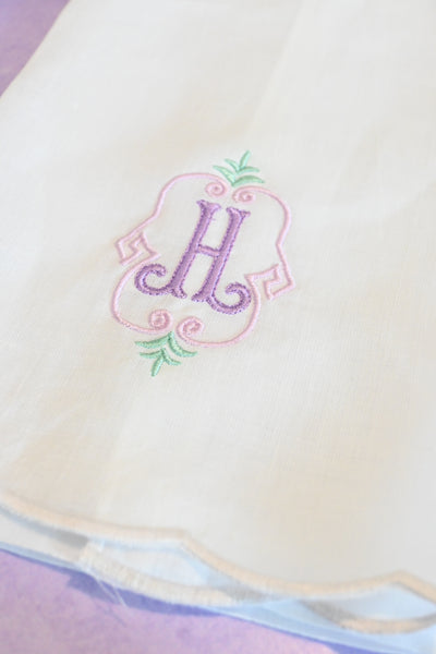 Palm Frame scalloped guest towel